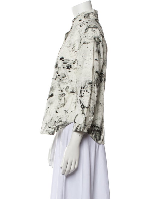 Raquel Allegra Printed Three-Quarter Sleeve Button-Up Top