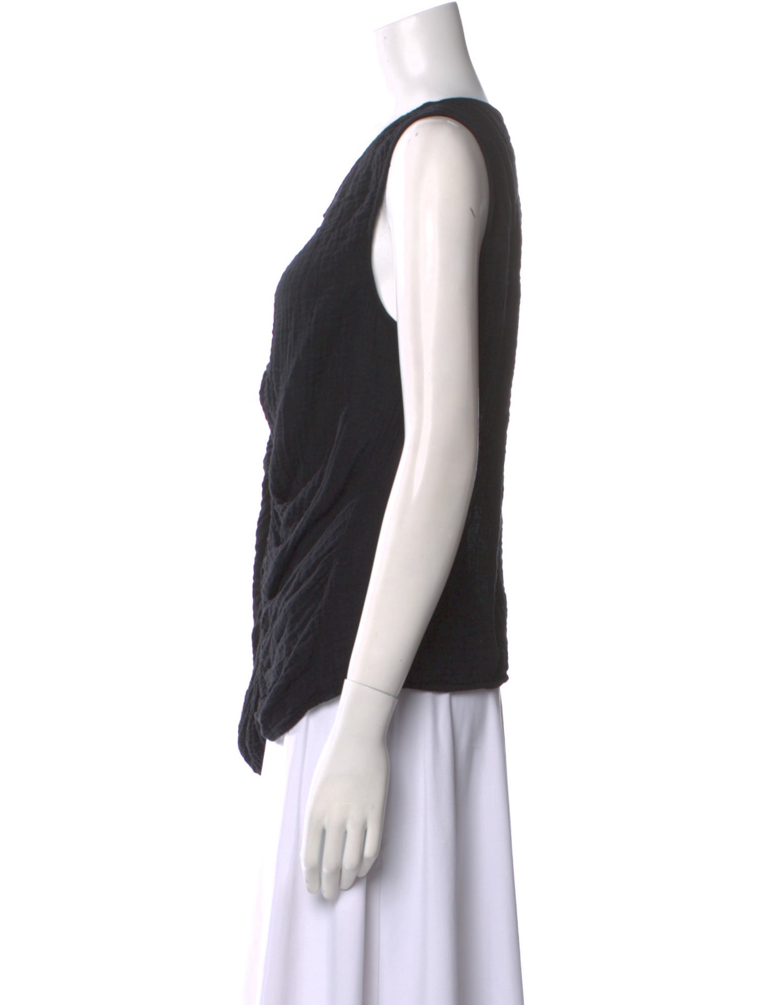 Raquel Allegra V-Neck Sleeveless Top
