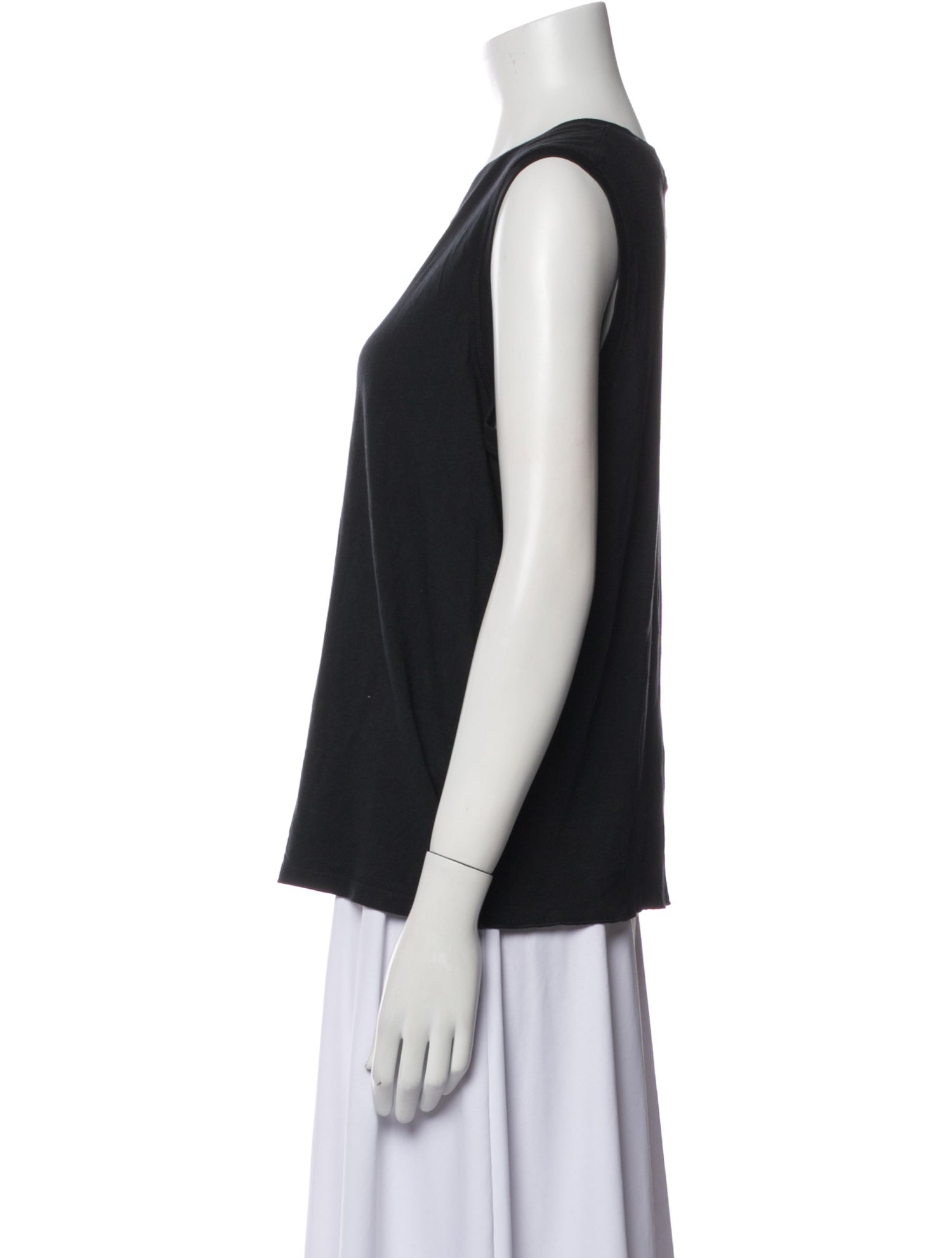 Raquel Allegra Scoop Neck Sleeveless Top