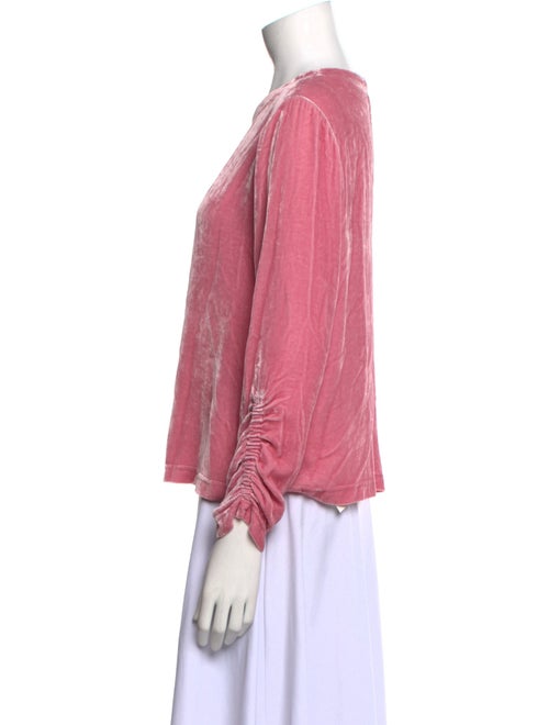 Raquel Allegra Scoop Neck Three-Quarter Sleeve Blouse