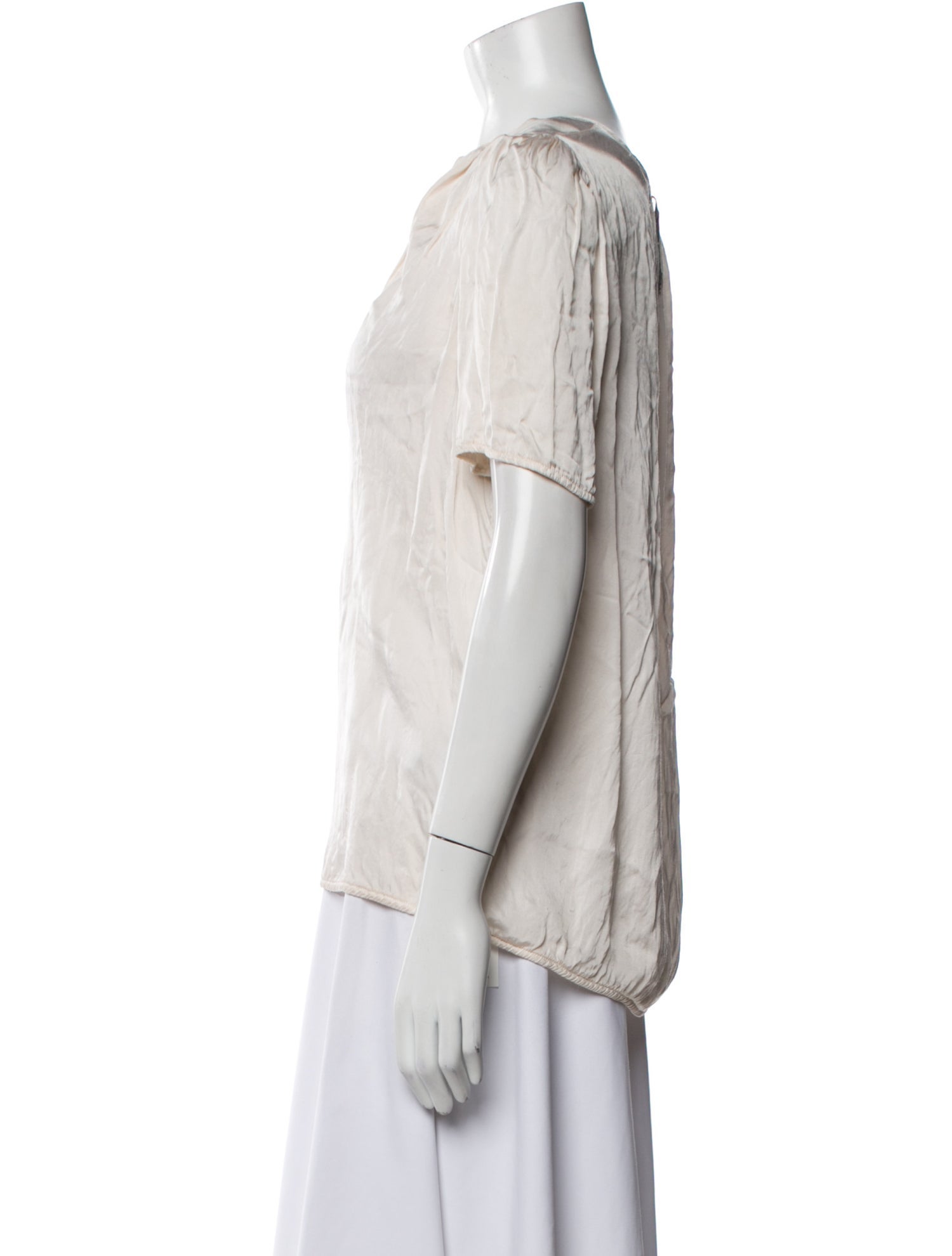 Raquel Allegra V-Neck Short Sleeve Blouse