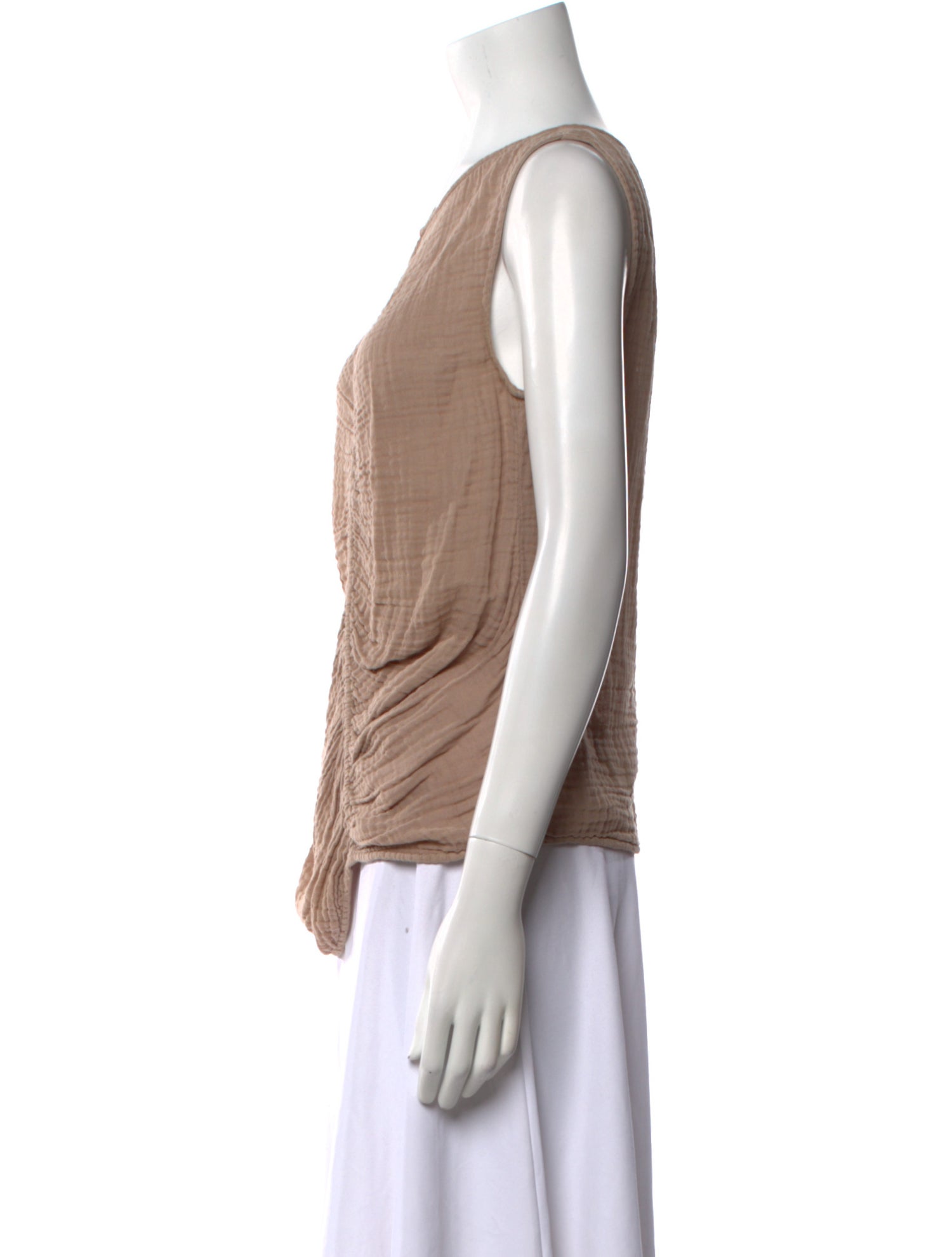Raquel Allegra V-Neck Sleeveless Blouse