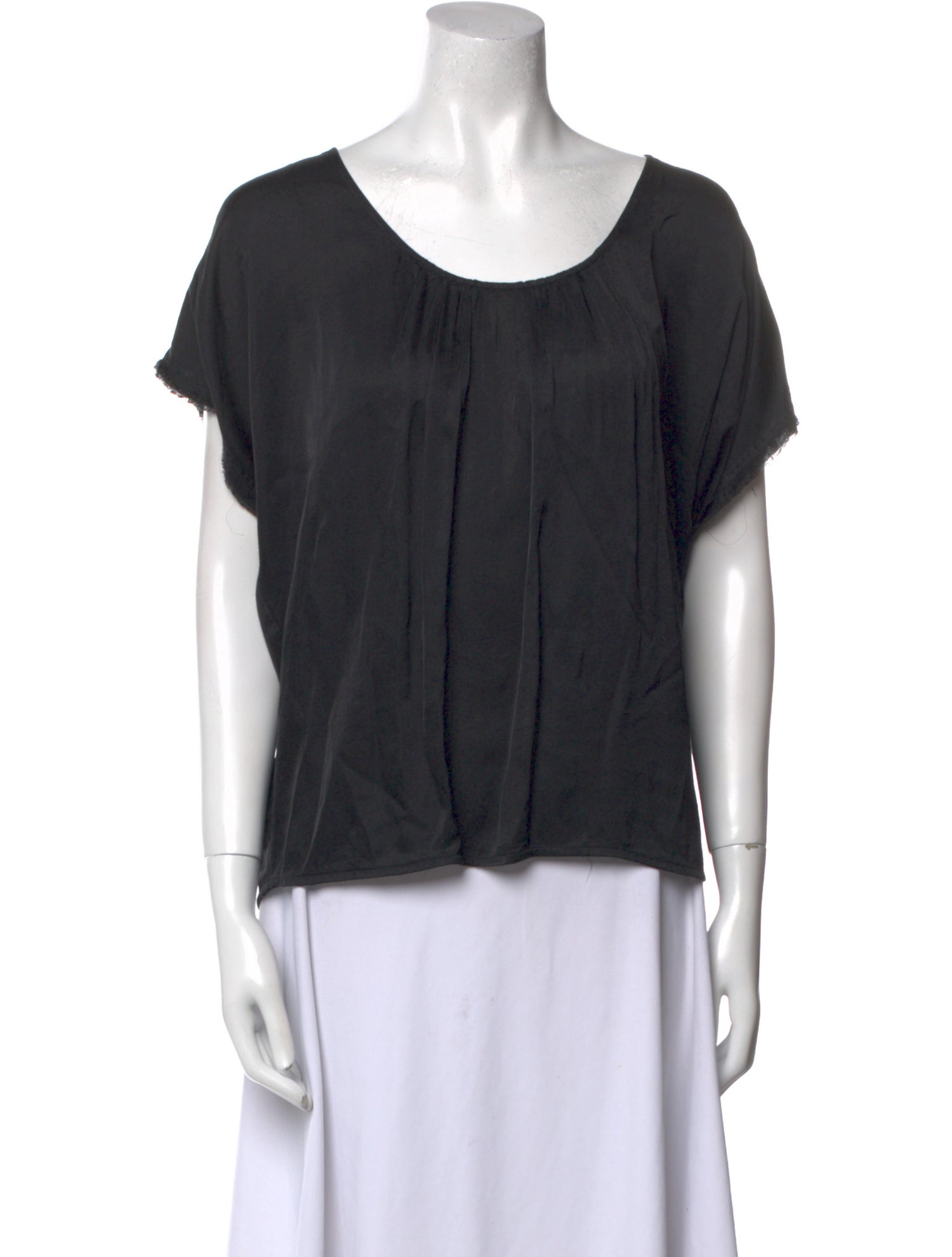 Raquel Allegra Scoop Neck Short Sleeve Blouse