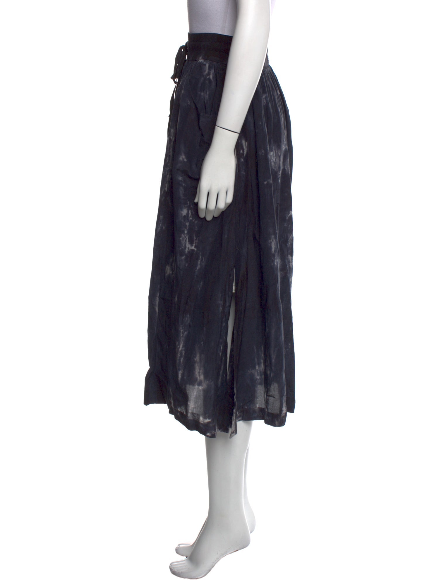 Raquel Allegra Knee-Length Skirt