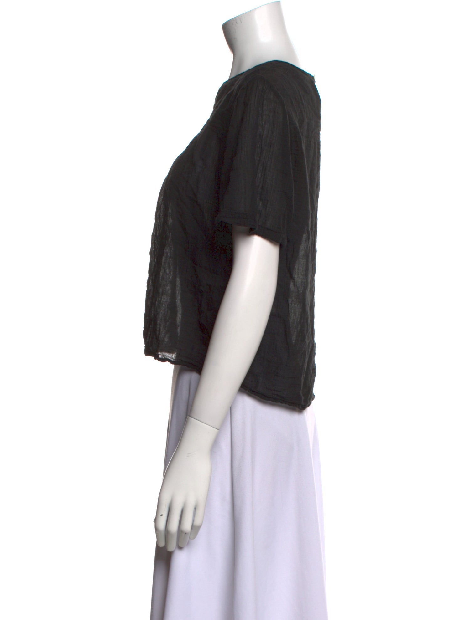 Raquel Allegra Scoop Neck Short Sleeve Crop Top