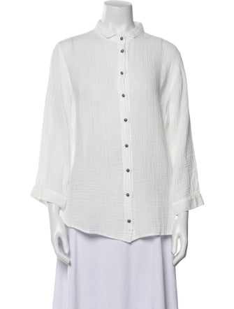 Raquel Allegra Three-Quarter Sleeve Button-Up Top