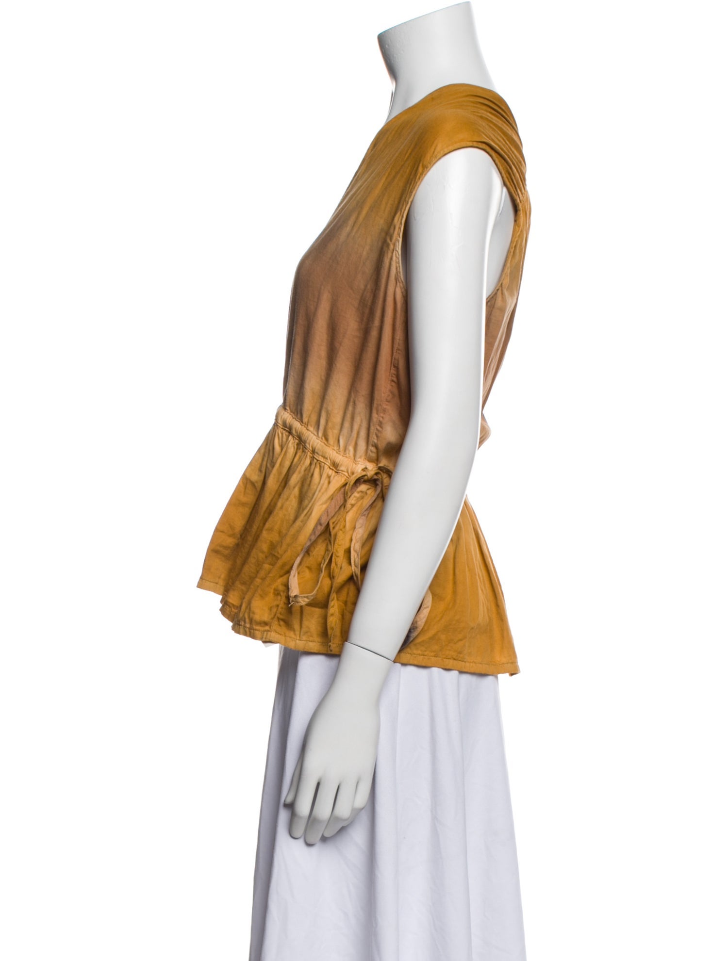 Raquel Allegra Printed V-Neck Crop Top