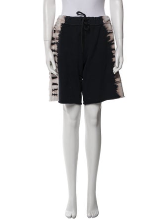 Raquel Allegra Knee-Length Shorts