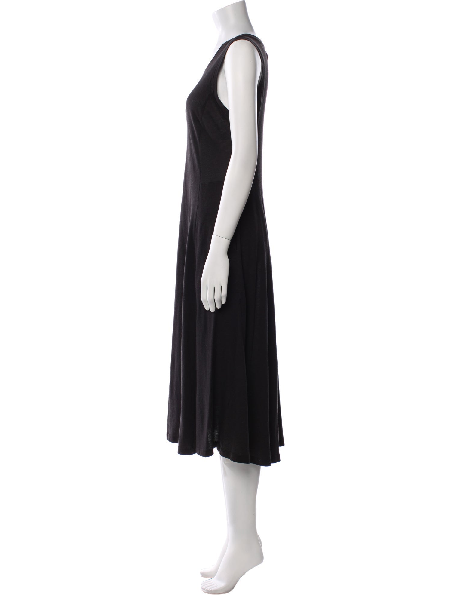 Raquel Allegra Scoop Neck Midi Length Dress