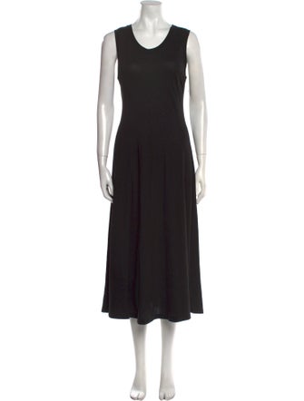 Raquel Allegra Scoop Neck Midi Length Dress