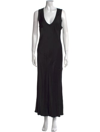 Raquel Allegra Scoop Neck Long Dress