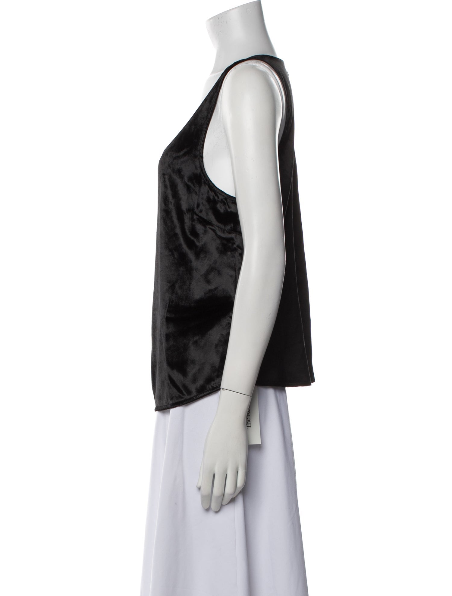 Raquel Allegra Scoop Neck Sleeveless Top