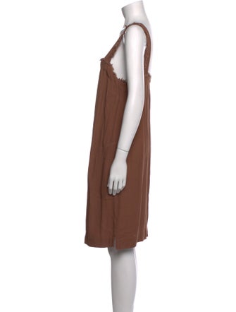 Raquel Allegra Square Neckline Knee-Length Dress