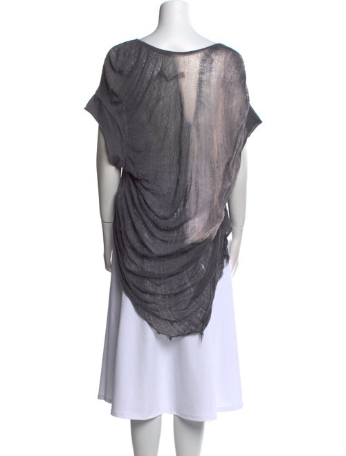 Raquel Allegra Colorblock Pattern V-Neck T-Shirt