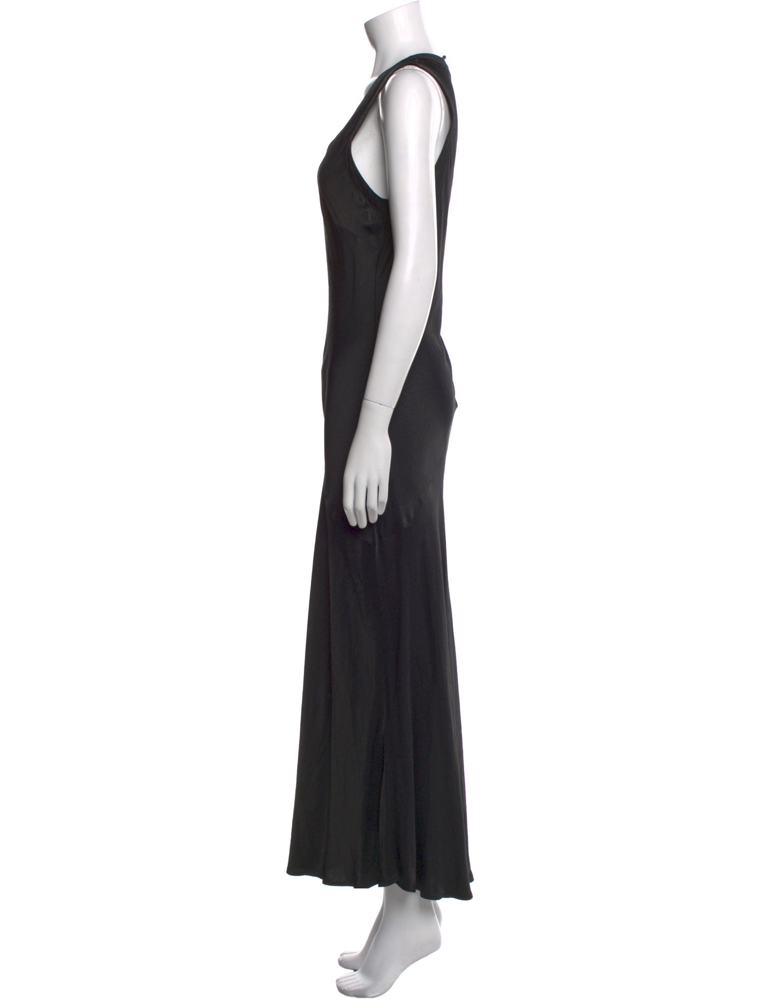 Raquel Allegra Scoop Neck Long Dress