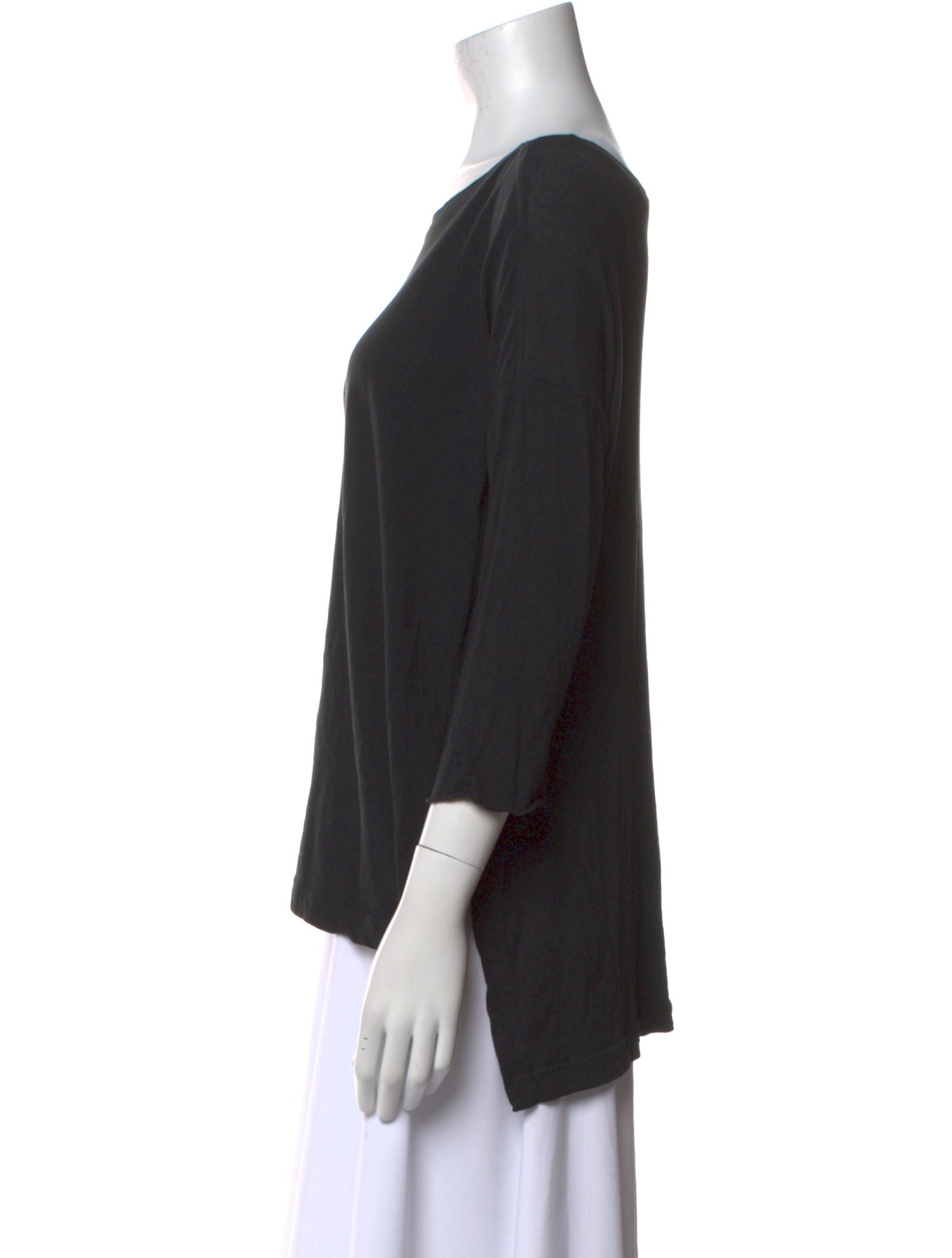 Raquel Allegra Bateau Neckline Three-Quarter Sleeve Top