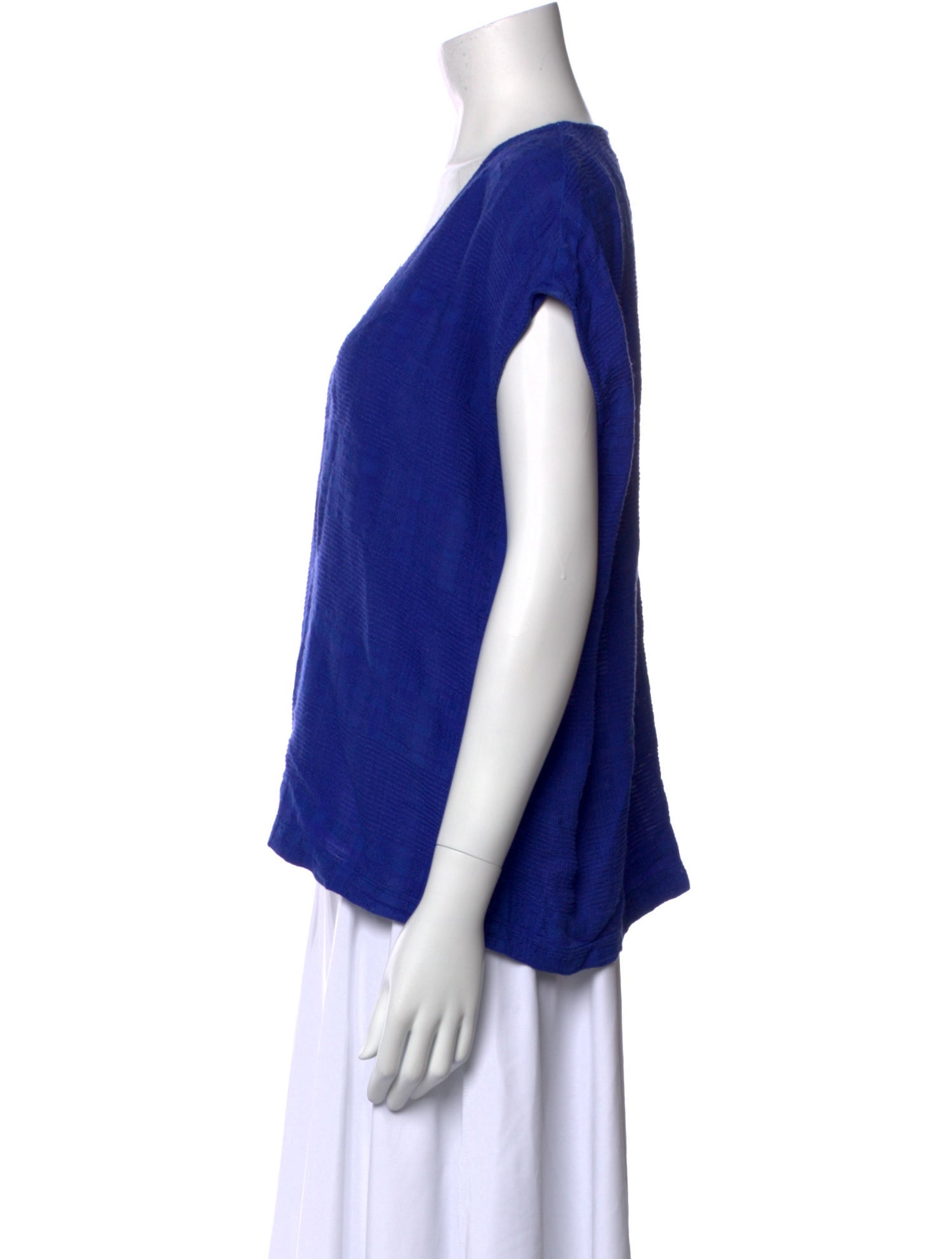 Raquel Allegra V-Neck Short Sleeve Top