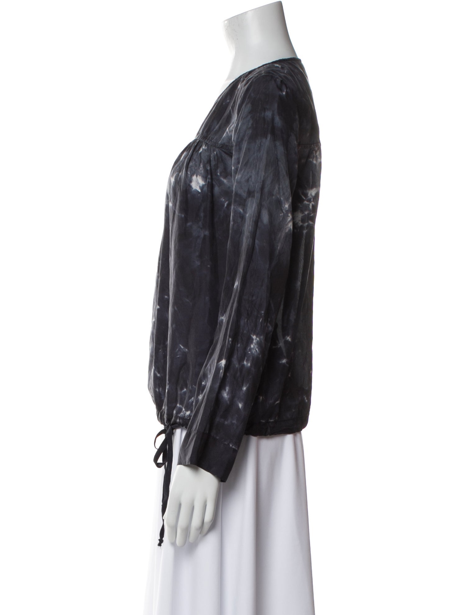 Raquel Allegra Silk Scoop Neck Blouse