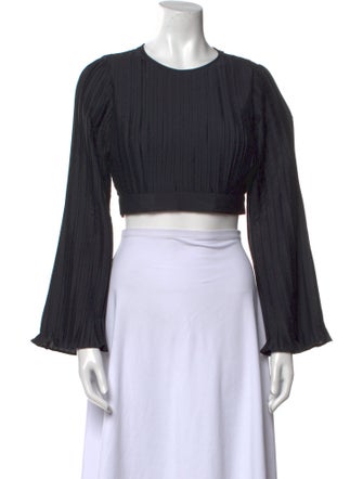 Rue Stiic Scoop Neck Long Sleeve Crop Top