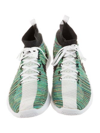 Riccardo Tisci x Nike Free Train Force Flyknit Sneakers