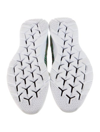 Riccardo Tisci x Nike Free Train Force Flyknit Sneakers