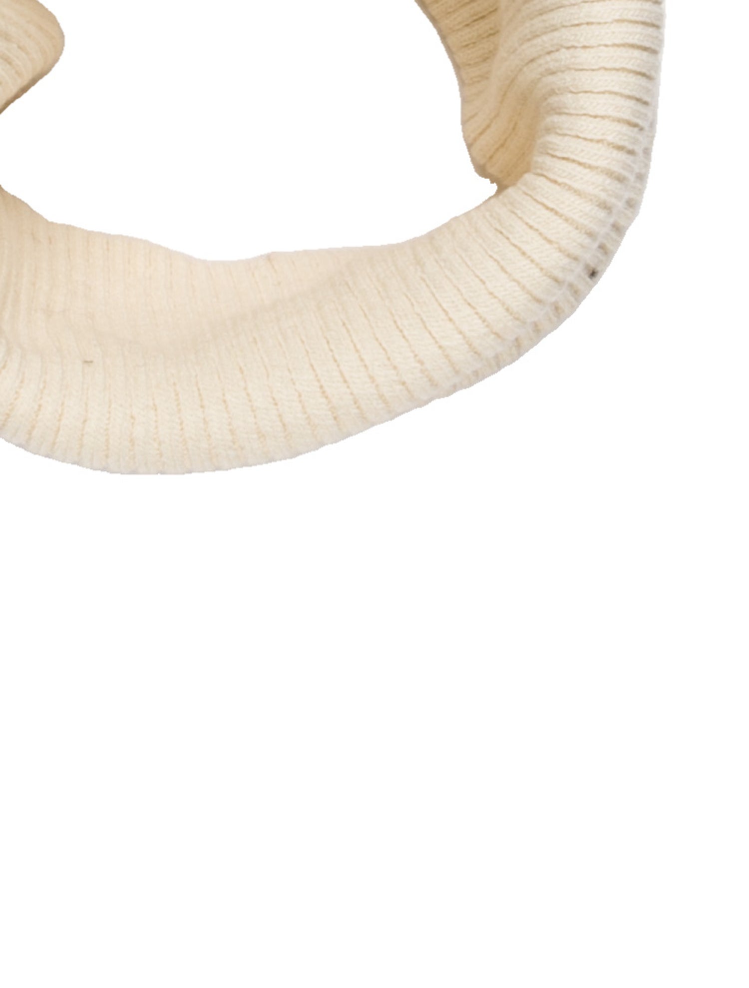 Ruslan Baginskiy Snood