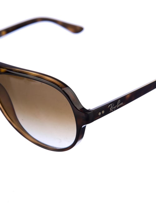 Ray-Ban Aviator Sunglasses