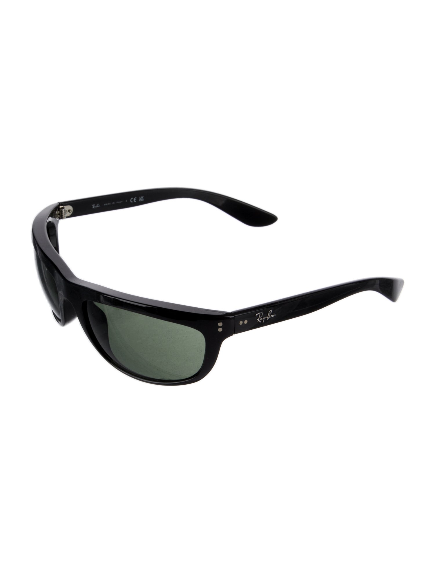 Ray-Ban Wayfarer Tinted Sunglasses
