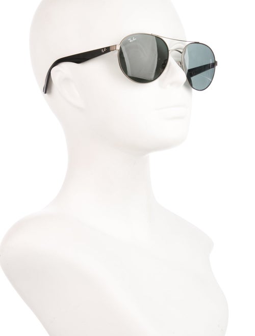 Ray-Ban Tinted Aviator Sunglasses