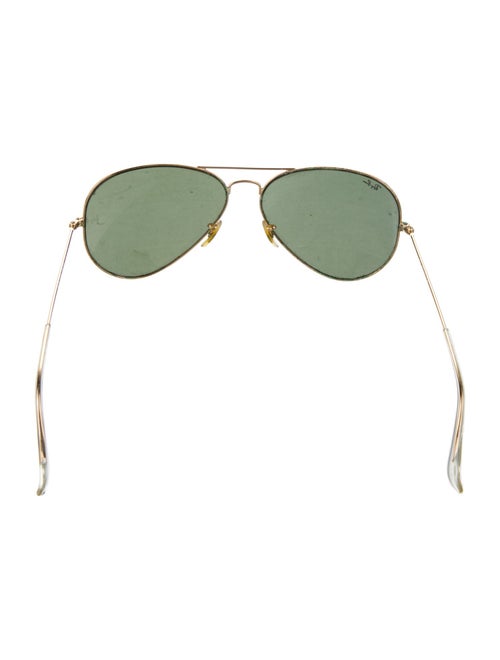 Ray-Ban Aviator Tinted Sunglasses
