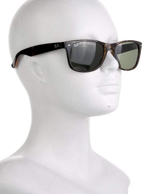 Ray-Ban New Wayfarer Wayfarer Sunglasses