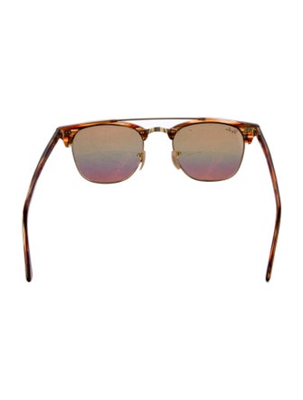 Ray-Ban Wayfarer Mirrored Sunglasses
