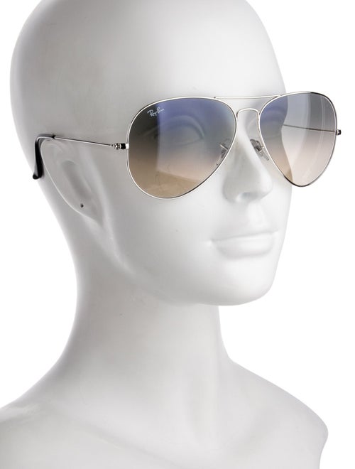 Ray-Ban Aviator Gradient Sunglasses