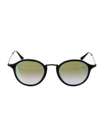 Ray-Ban Sunglasses Round Gradient