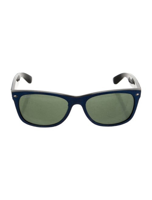 Ray-Ban Wayfarer Tinted Sunglasses