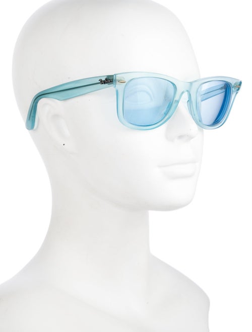 Ray-Ban Wayfarer Gradient Sunglasses