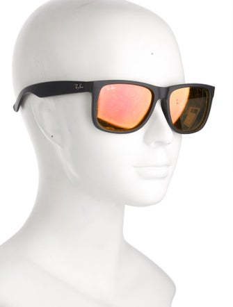 Ray-Ban Wayfarer Tinted Sunglasses