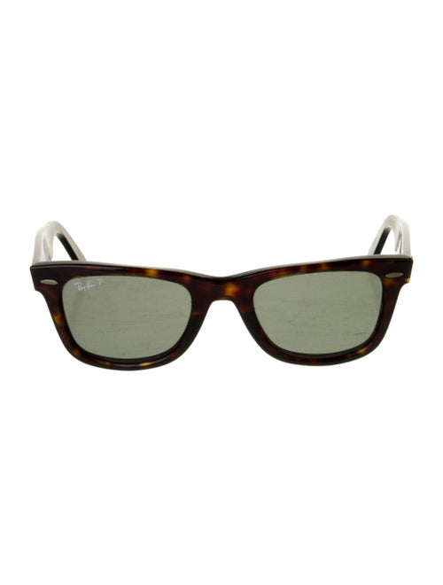 Ray-Ban Wayfarer Tinted Sunglasses