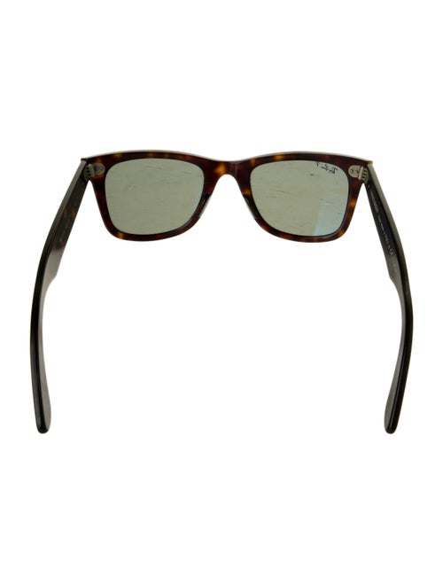 Ray-Ban Wayfarer Tinted Sunglasses