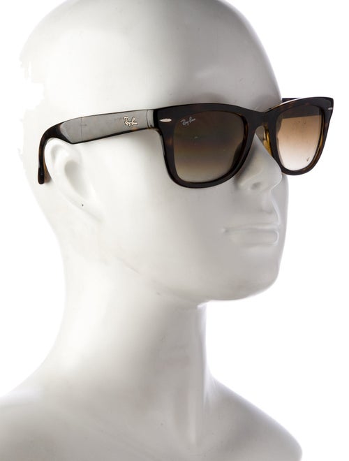 Ray-Ban Wayfarer Gradient Sunglasses