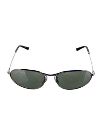 Ray-Ban Aviator Tinted Sunglasses