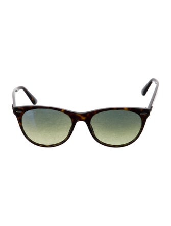 Ray-Ban Wayfarer Gradient Sunglasses
