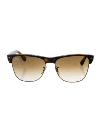 Ray-Ban Wayfarer Gradient Sunglasses