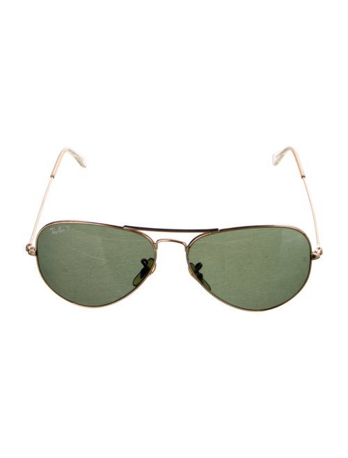 Ray-Ban Aviator Tinted Sunglasses
