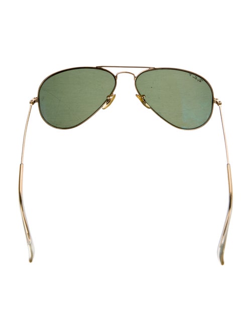 Ray-Ban Aviator Tinted Sunglasses