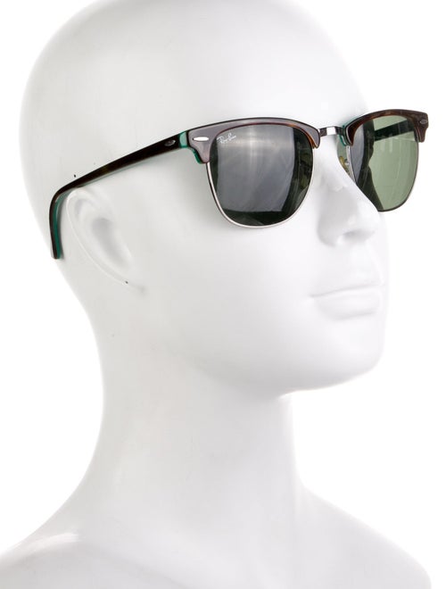 Ray-Ban Wayfarer Tinted Sunglasses