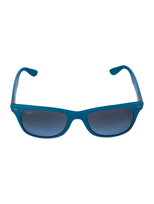 Ray-Ban Wayfarer Tinted Sunglasses