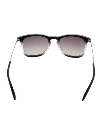 Ray-Ban Wayfarer Gradient Sunglasses