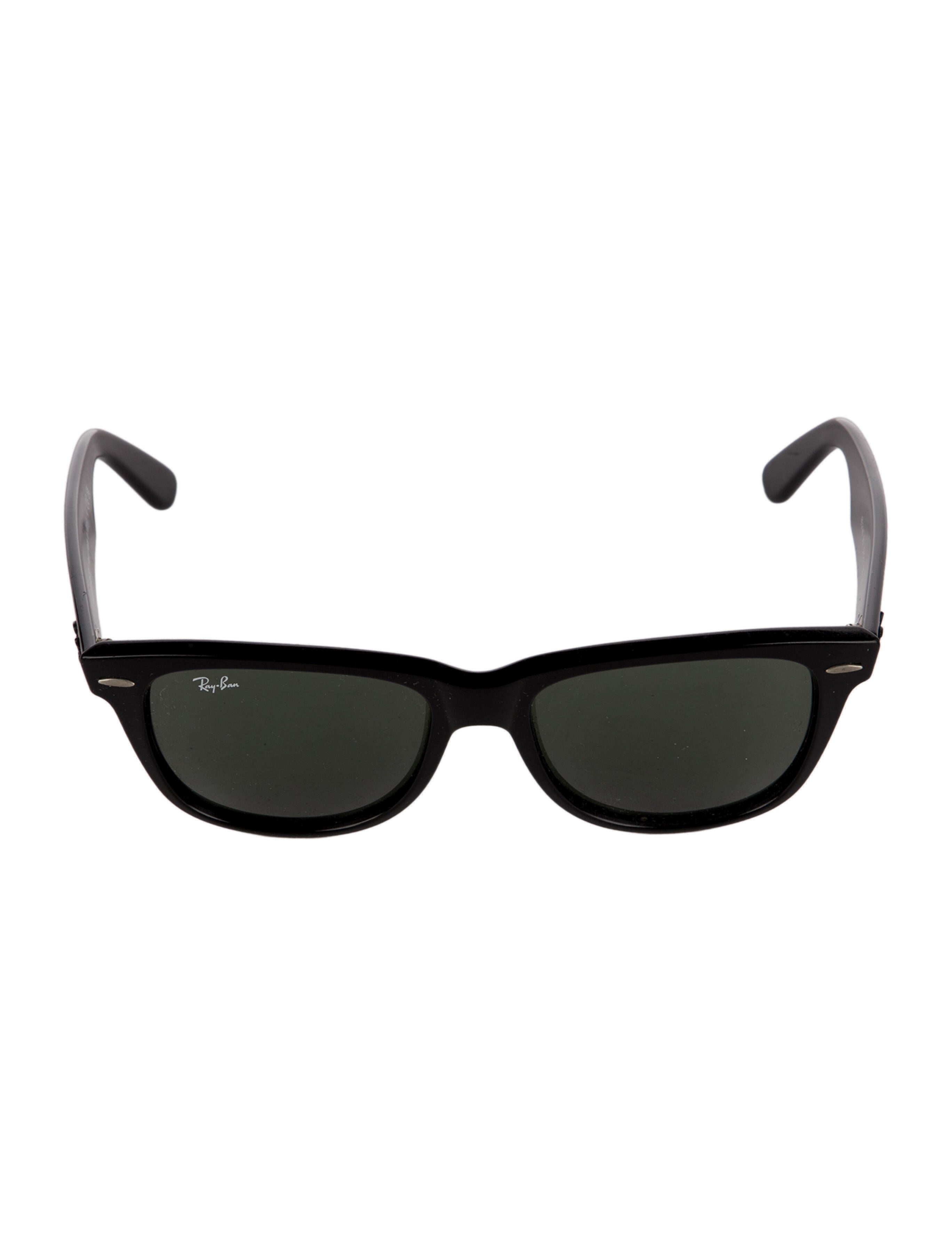 Ray-Ban Wayfarer Tinted Sunglasses