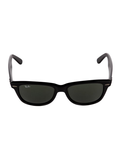 Ray-Ban Wayfarer Tinted Sunglasses